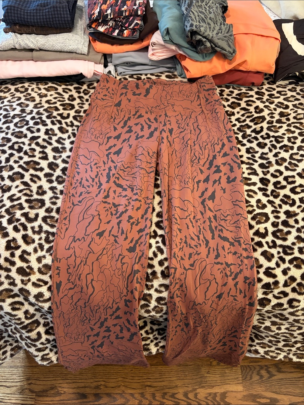 Groove split hem flare - 6 Clay multi